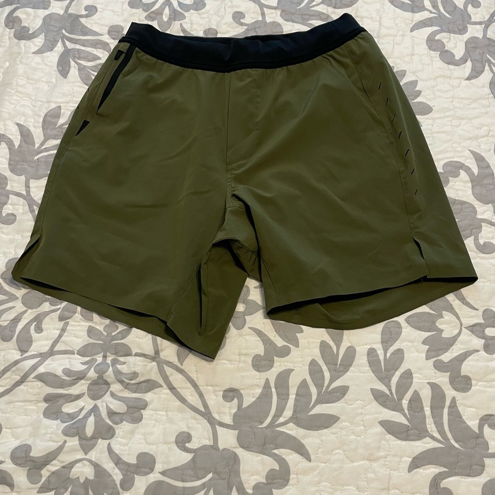 Ten Thousand Interval Shorts. Great condition size S